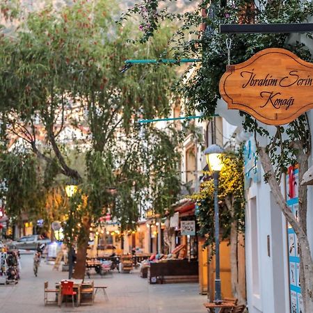 Hotel Ibrahim Serin Konagi Kaş Esterno foto