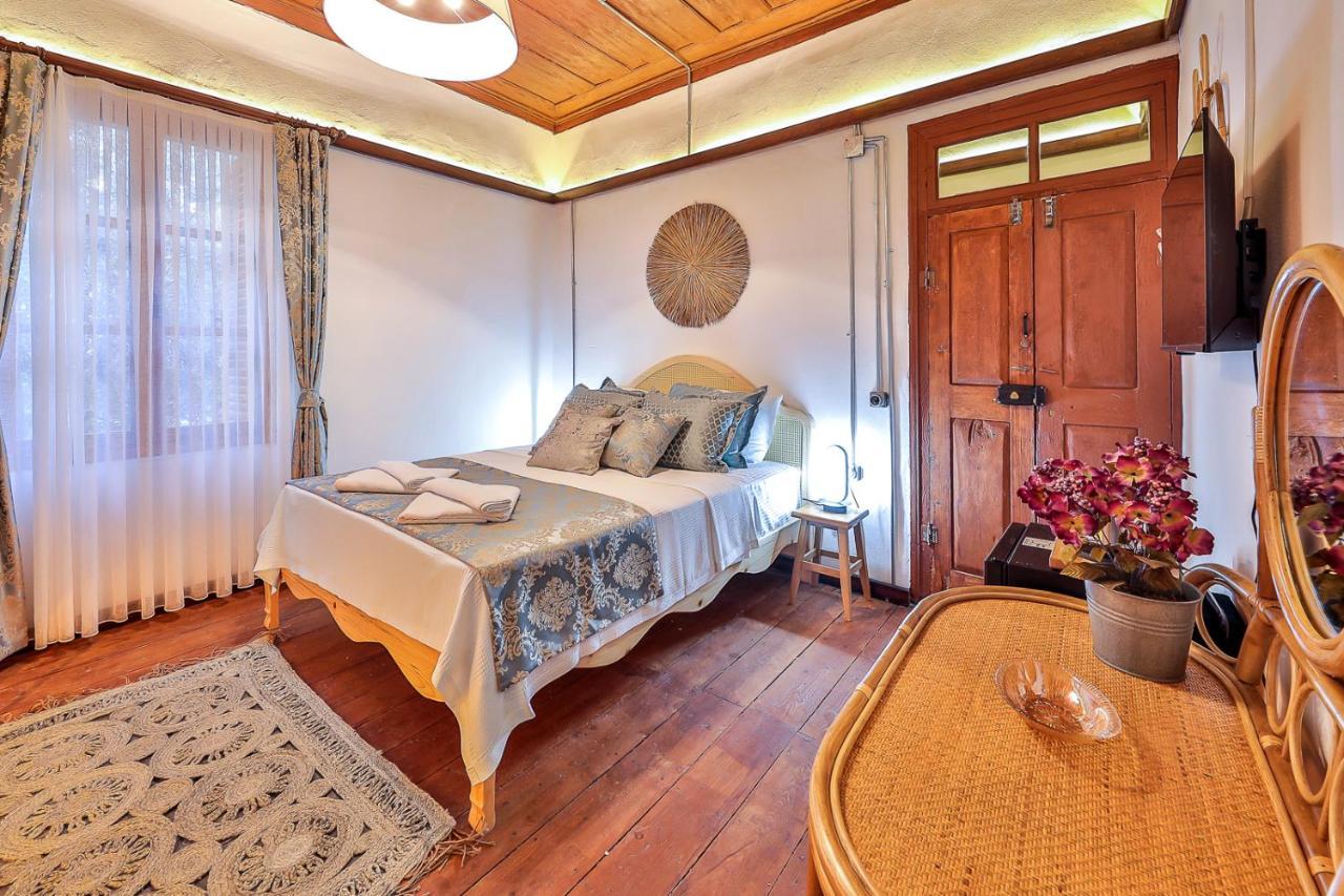Hotel Ibrahim Serin Konagi Kaş Esterno foto