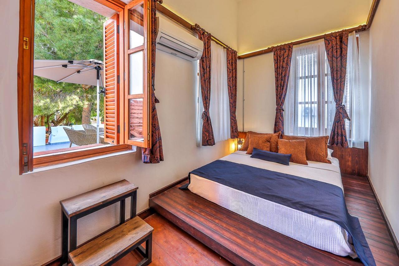 Hotel Ibrahim Serin Konagi Kaş Esterno foto