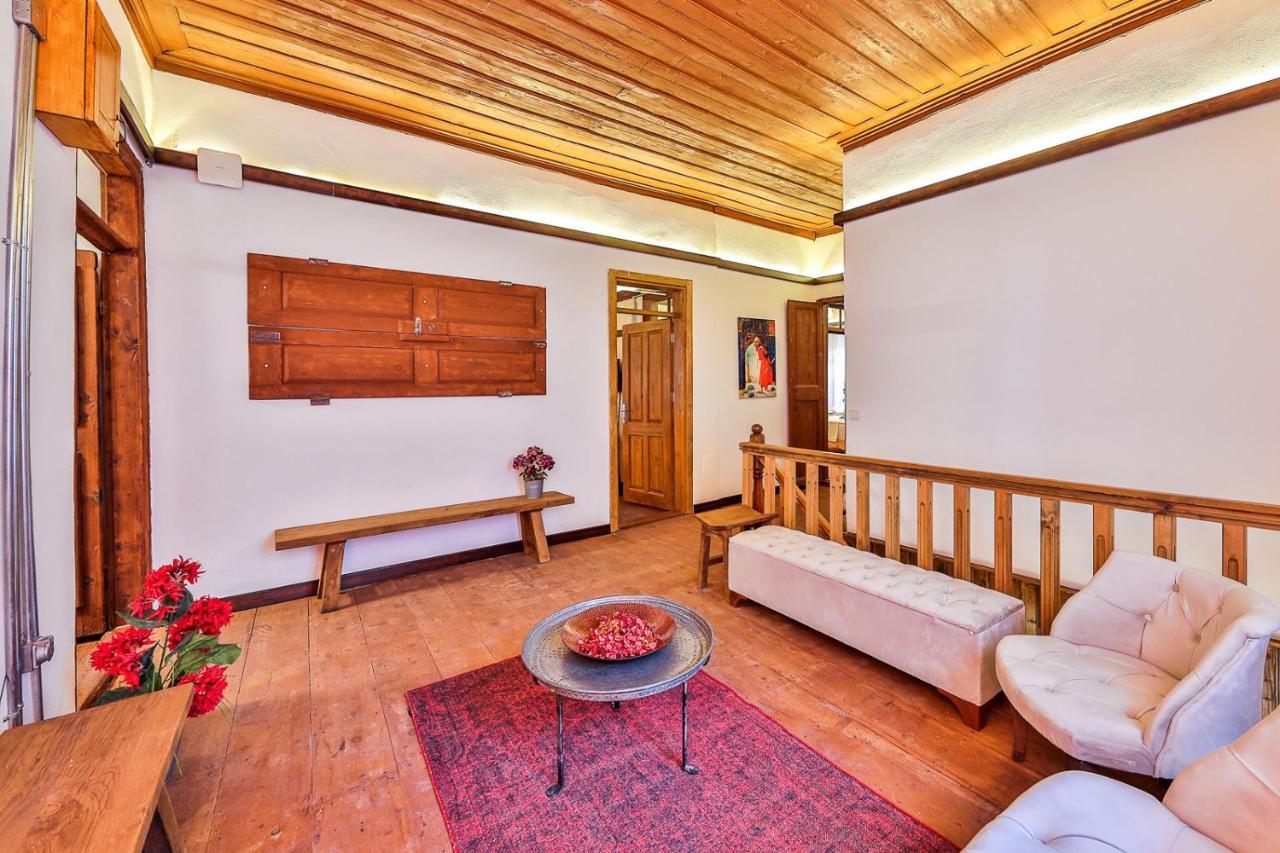 Hotel Ibrahim Serin Konagi Kaş Esterno foto